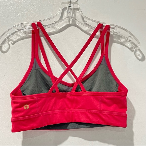 Manduka Bra Top in Hot Pink Size M - Picture 2 of 4